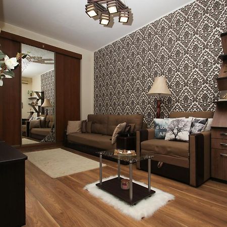 Cozy Apartment On Yevreiska Street Odesa Exterior foto